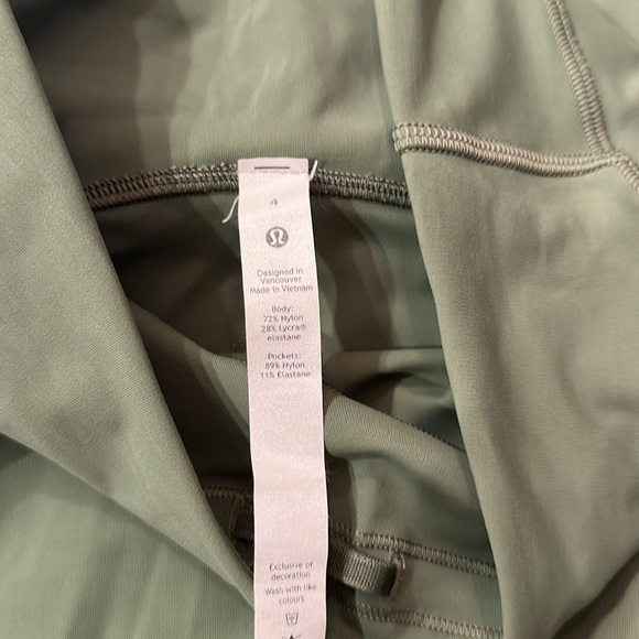 Lululemon Power thru high rise tight 25” - Picture 3 of 3